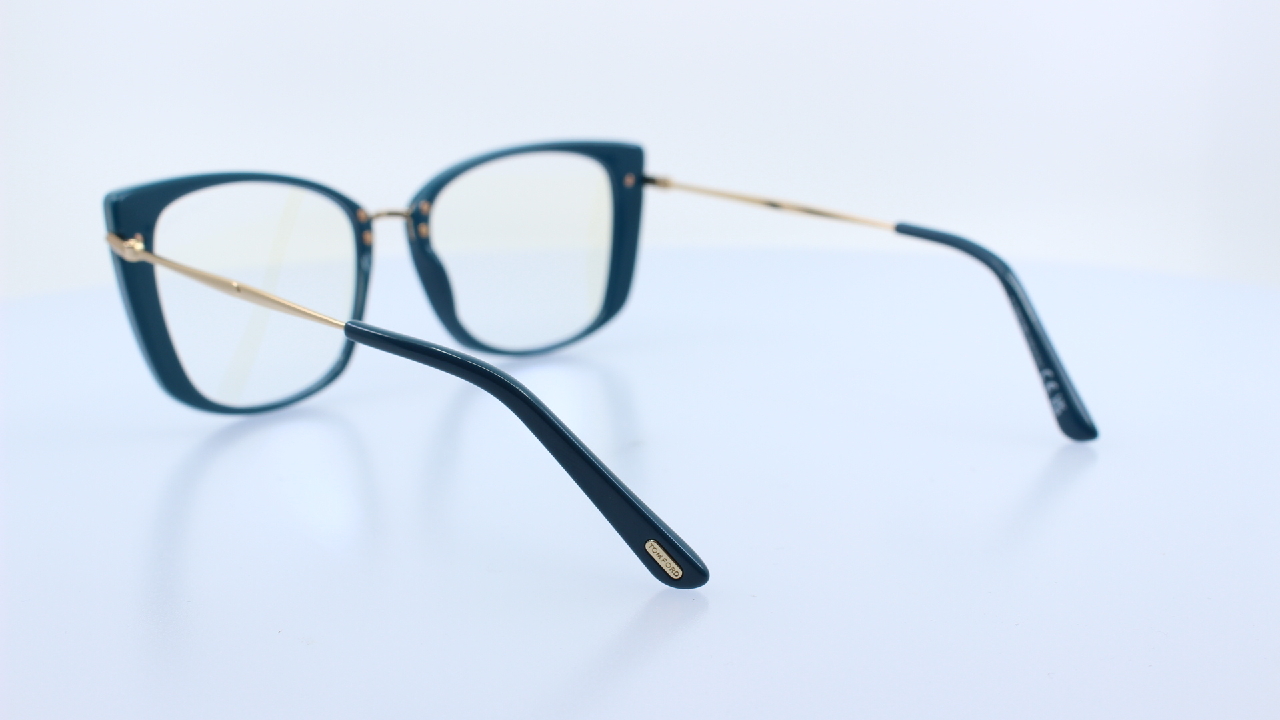 TOM FORD - KÉK - 5816-B