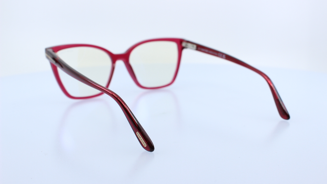 TOM FORD - RÓZSASZÍN - 5812-B
