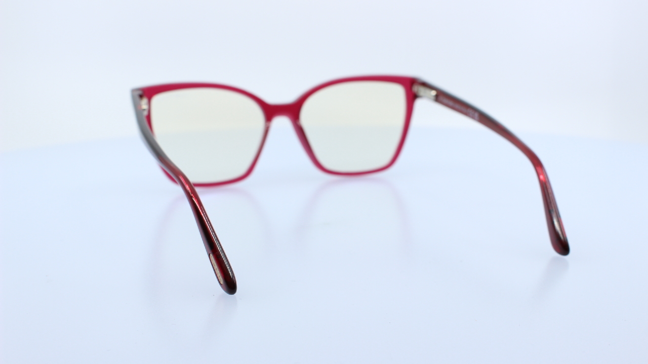 TOM FORD - RÓZSASZÍN - 5812-B