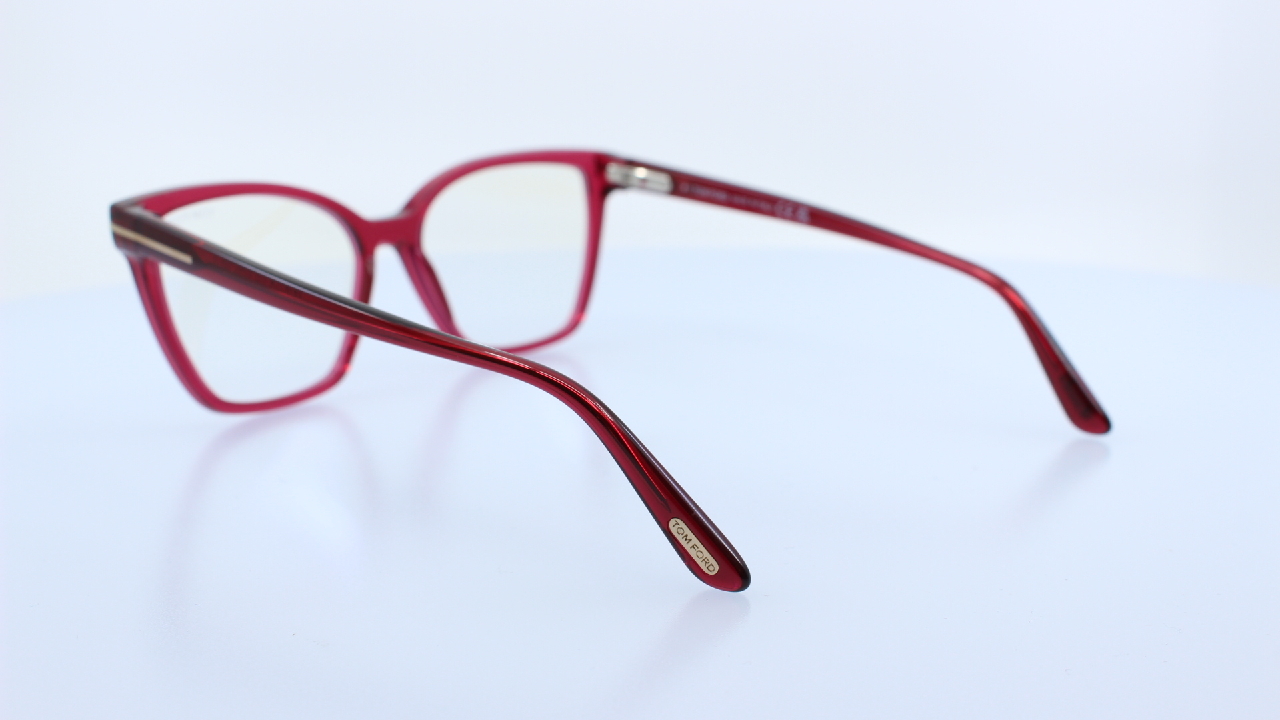 TOM FORD - RÓZSASZÍN - 5812-B