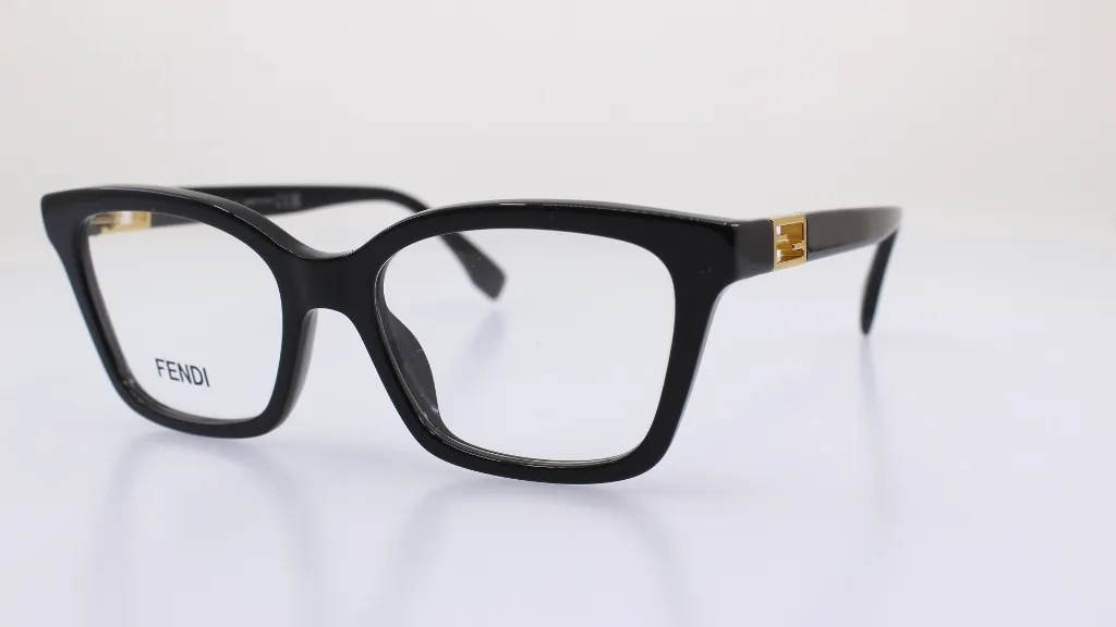 FENDI - FEKETE - FE501531