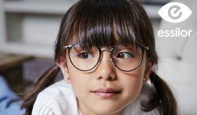 Védje meg gyermeke látását a rövidlátást lassító innovatív lencsékkel a Style Optikában