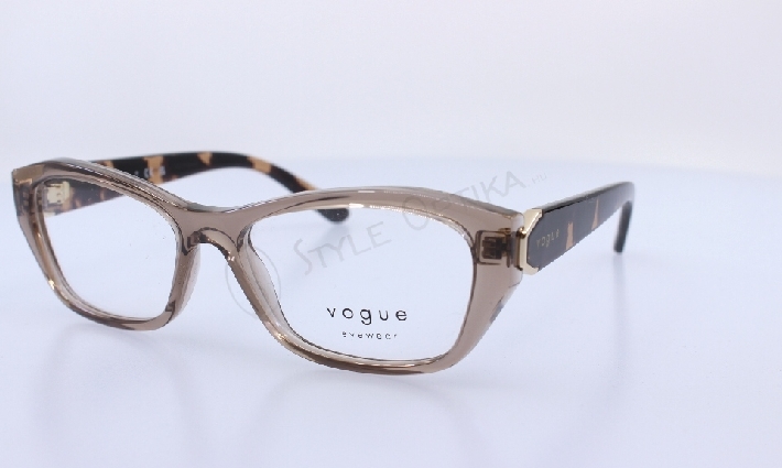 VOGUE VO5676